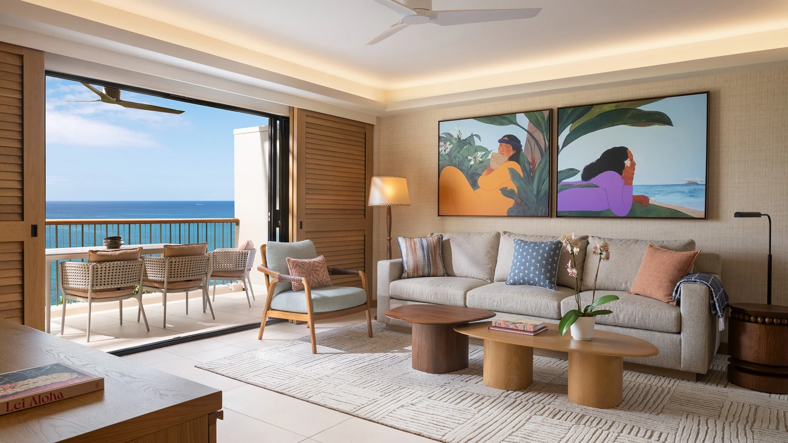 The living room of the Hualālai Suite.