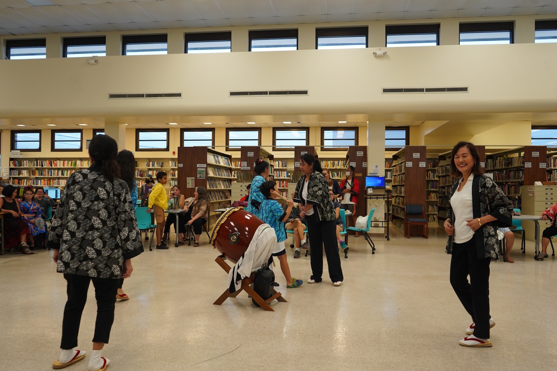 Kaimukī Public Library hosted community members on Tuesday, June 2, interested in warming up for the summer festivals, with an Obon Dance Workshop! led by Hawaiʻi Shin Kobukai. Photo by Kelsey Kukaua Medeiros