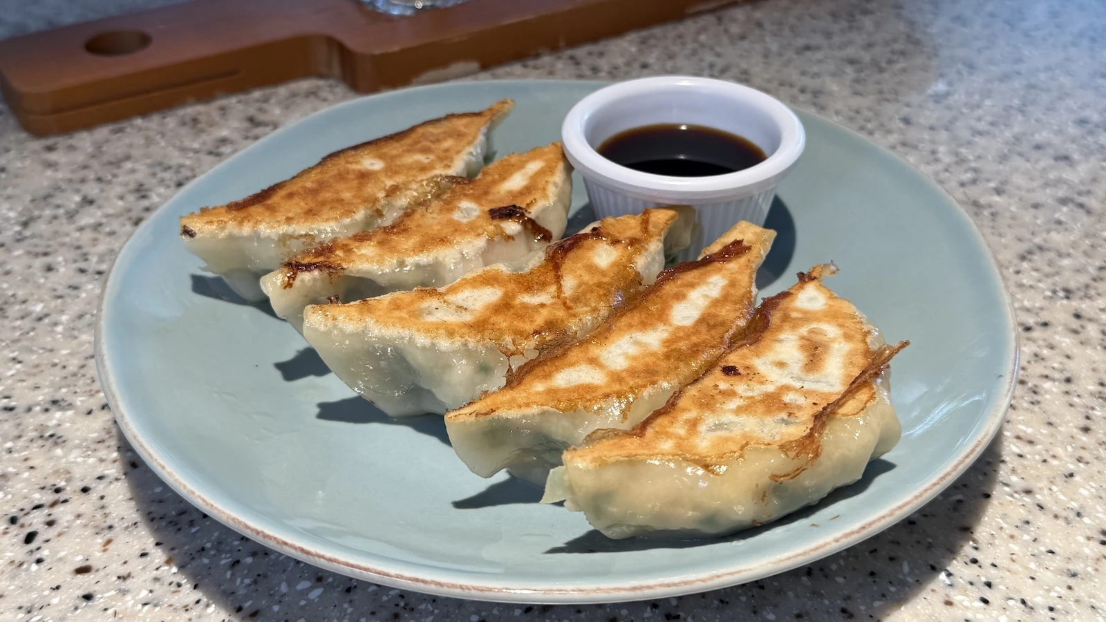 Kamukura gyoza
