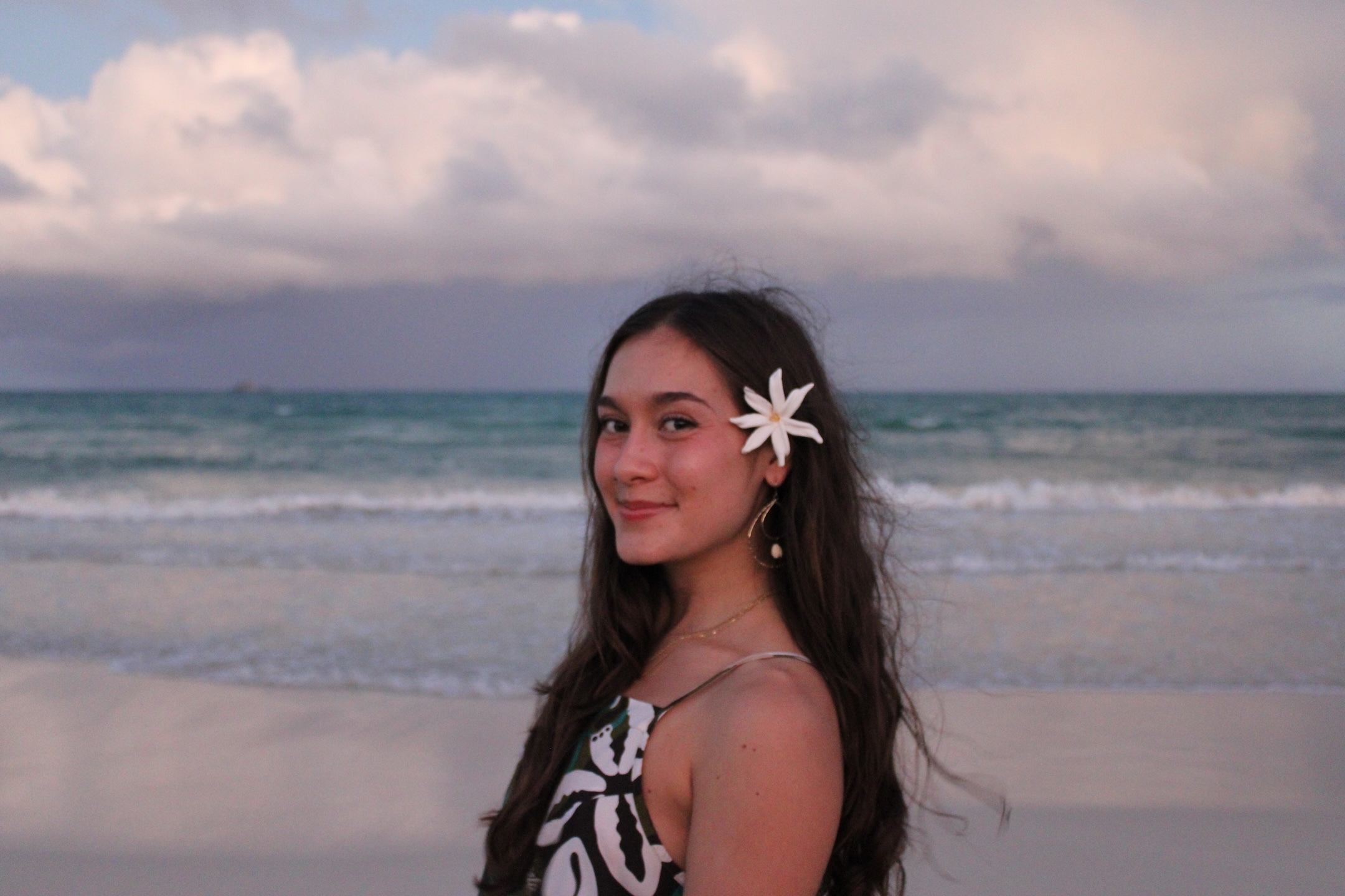 Katelyn Chong of Kāneʻohe won the Greenlight Award with her script, “Shop Local.”