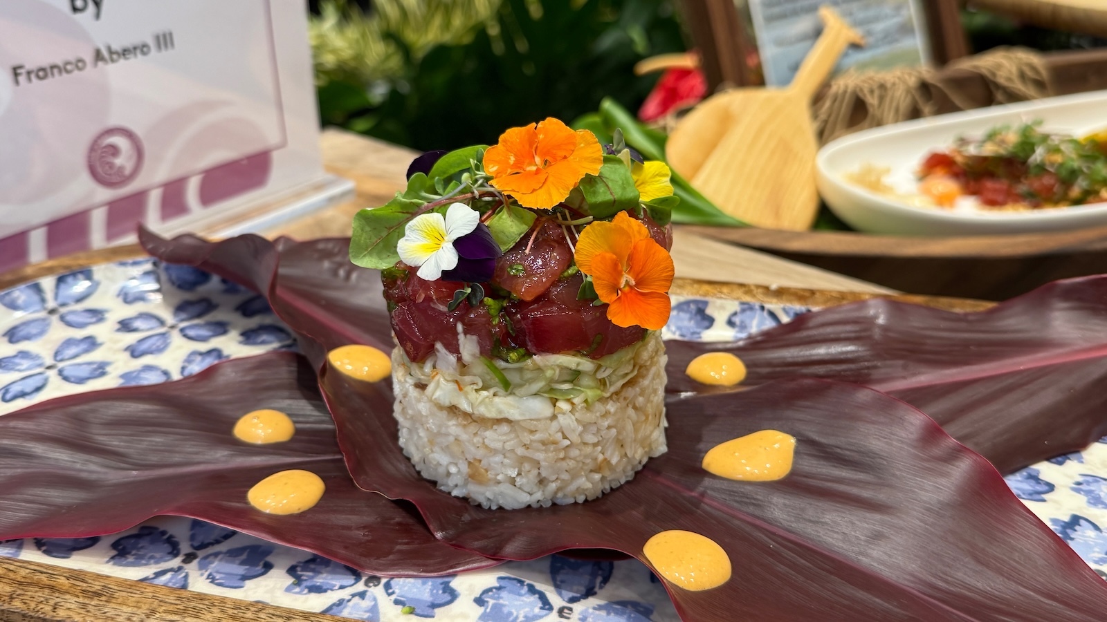 poke display