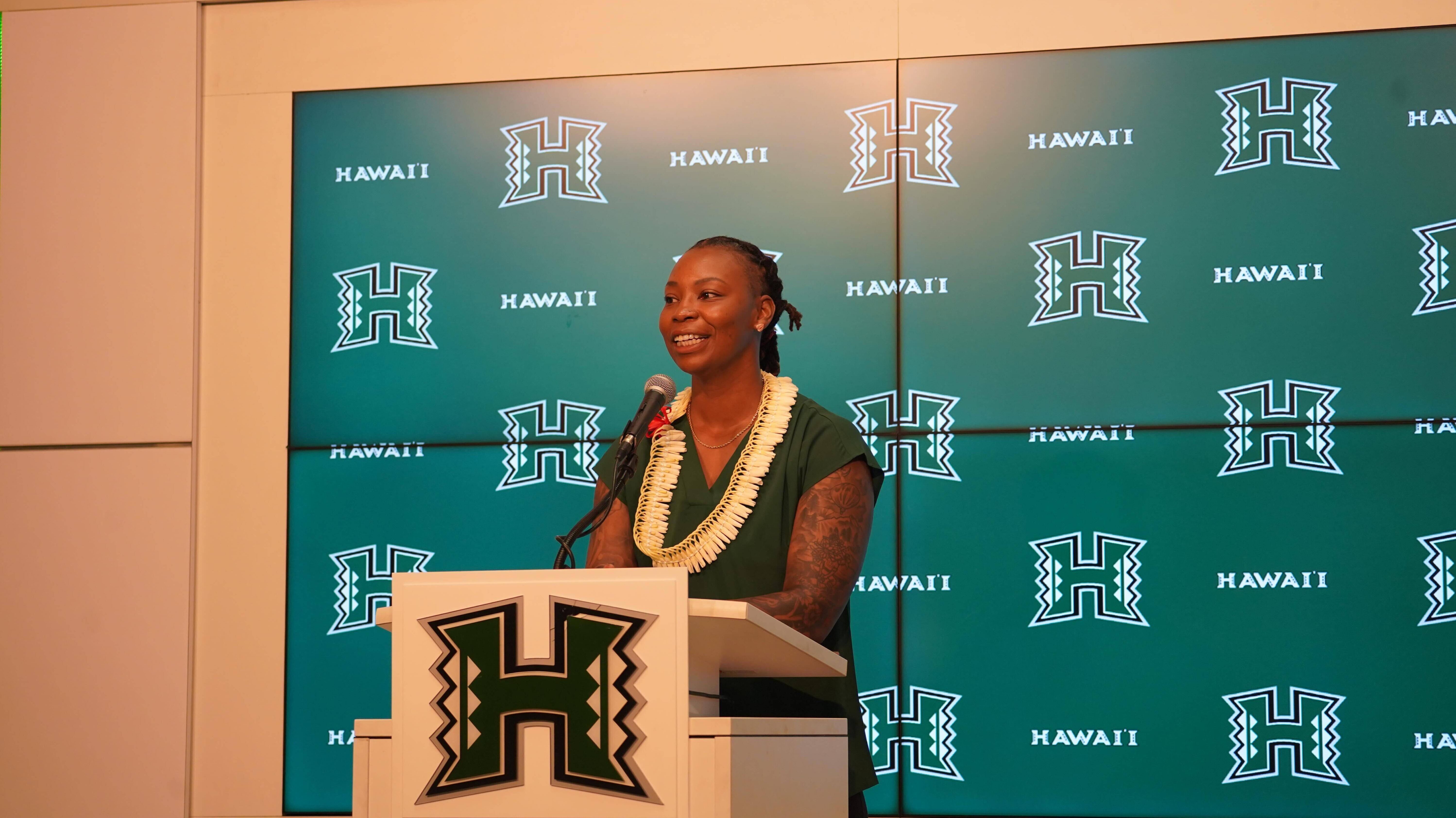 Khalilah Mitchell introduced as new University of Hawai‘i women's head basketball coach