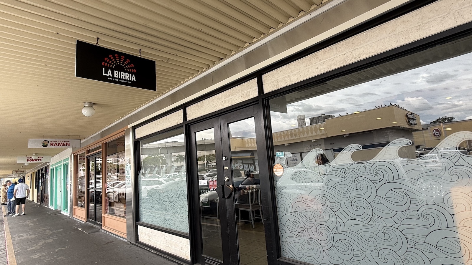 La Birria sign