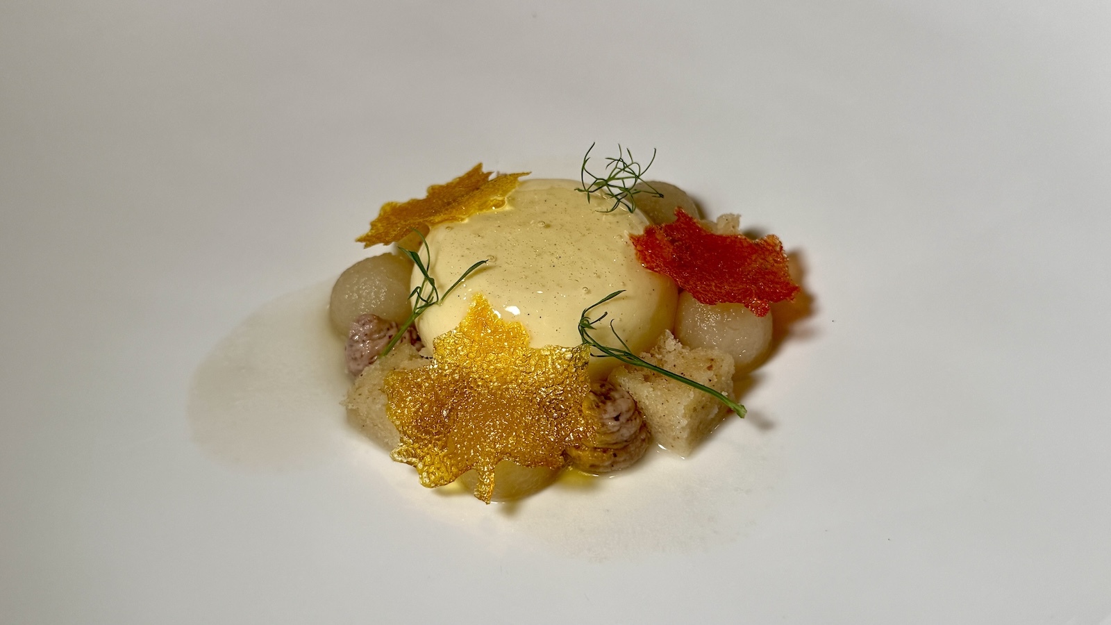 pecan Hawaiian vanilla mousse