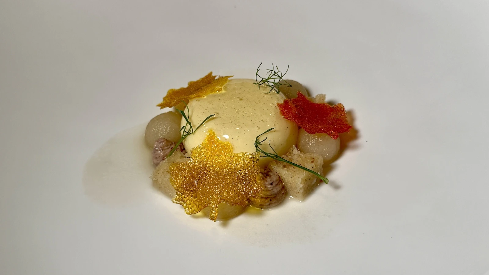 pecan Hawaiian vanilla mousse