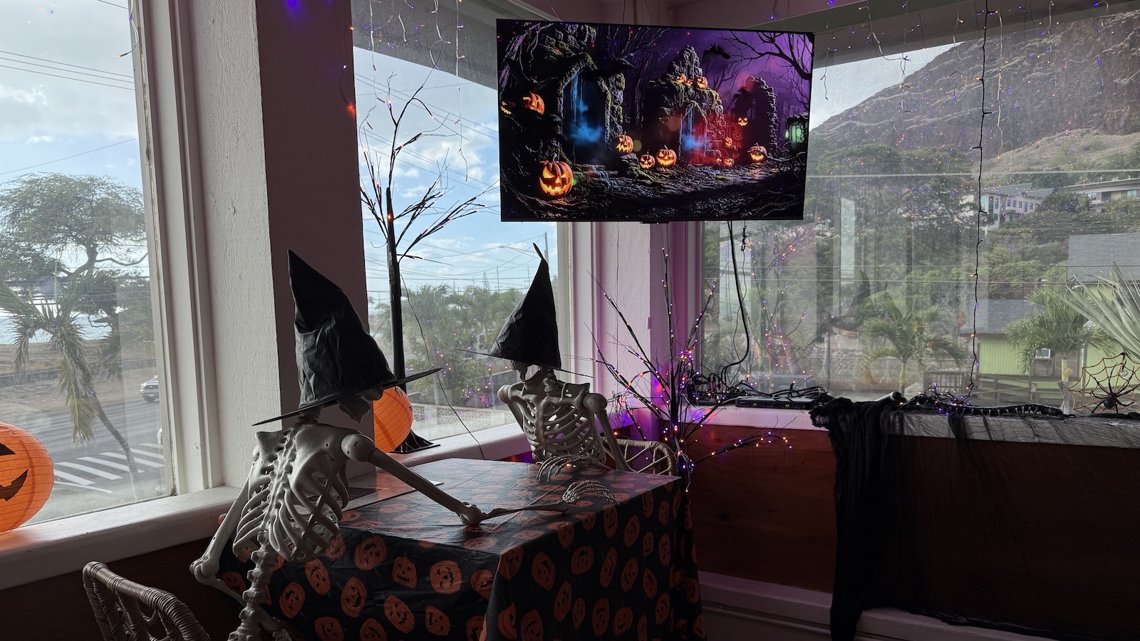 Halloween decor