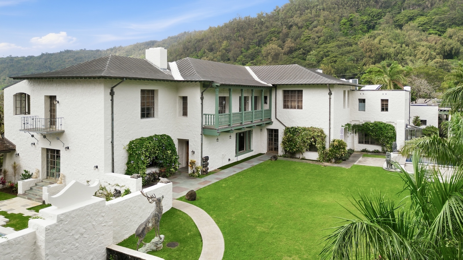 Lihiwai, a historic Nu‘uanu estate built nearly a century ago, has hit the market for $22 million.