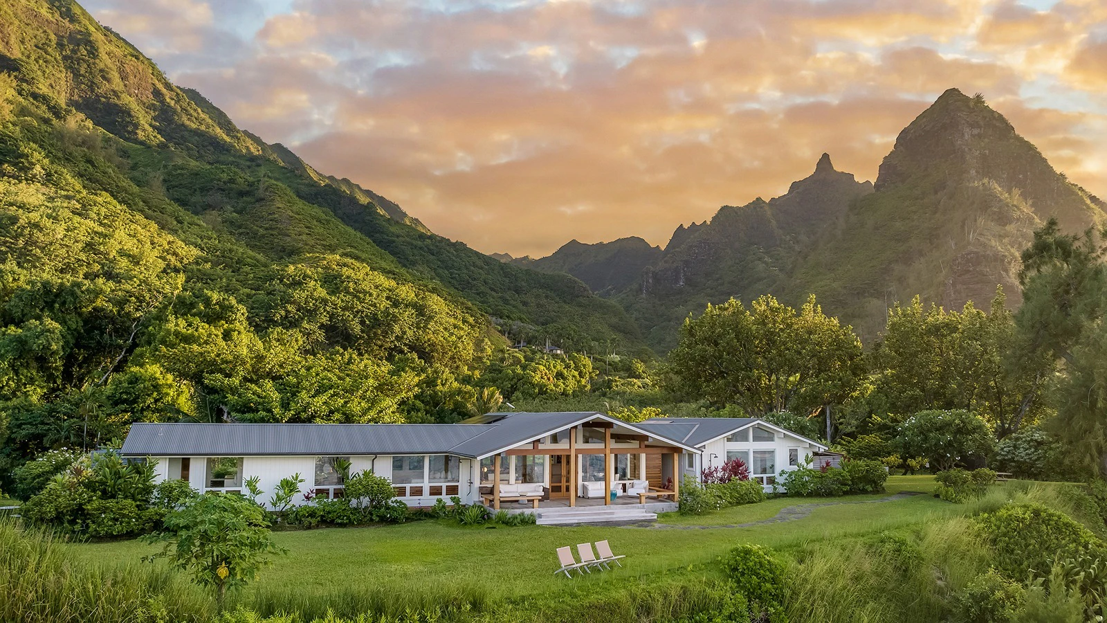 This oceanfront estate on Kaua‘i's North Shore has hit the market for $29.5 million.