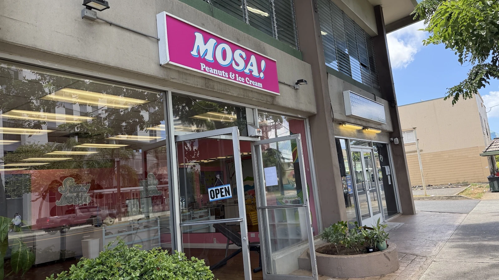 MOSA sign