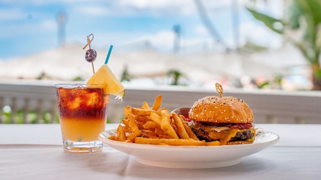 Moana Surfrider burger