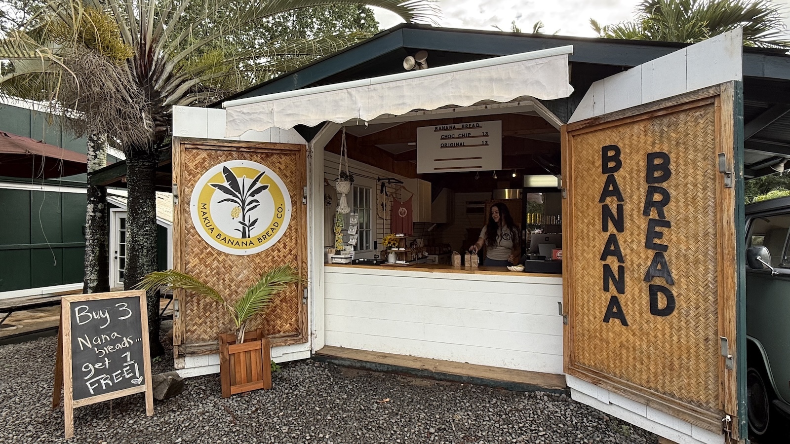 Makua Banana Bread shack