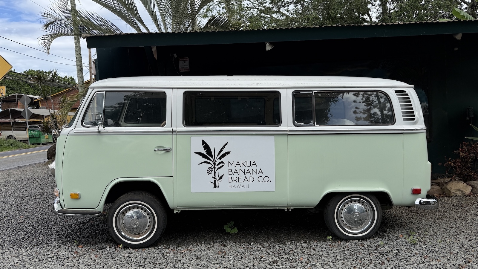 Makua Banana Bread Co. bus
