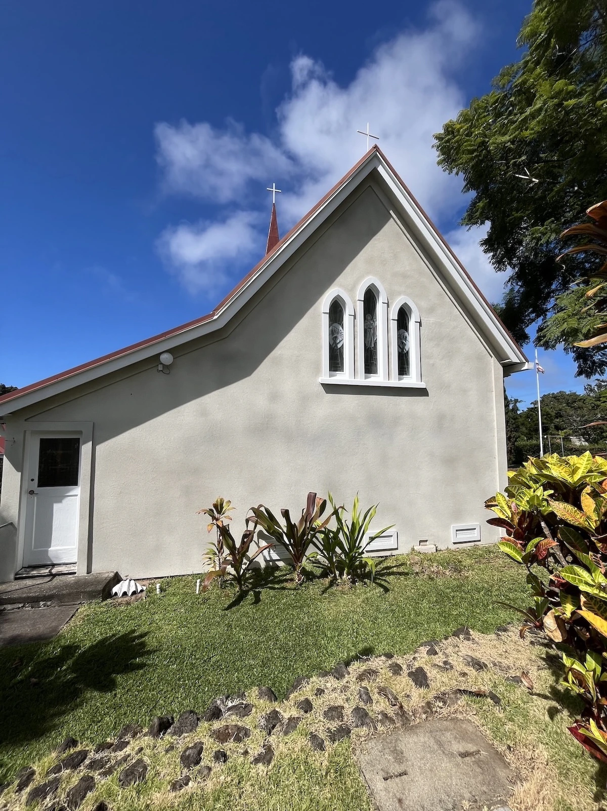 The completed mauka side.