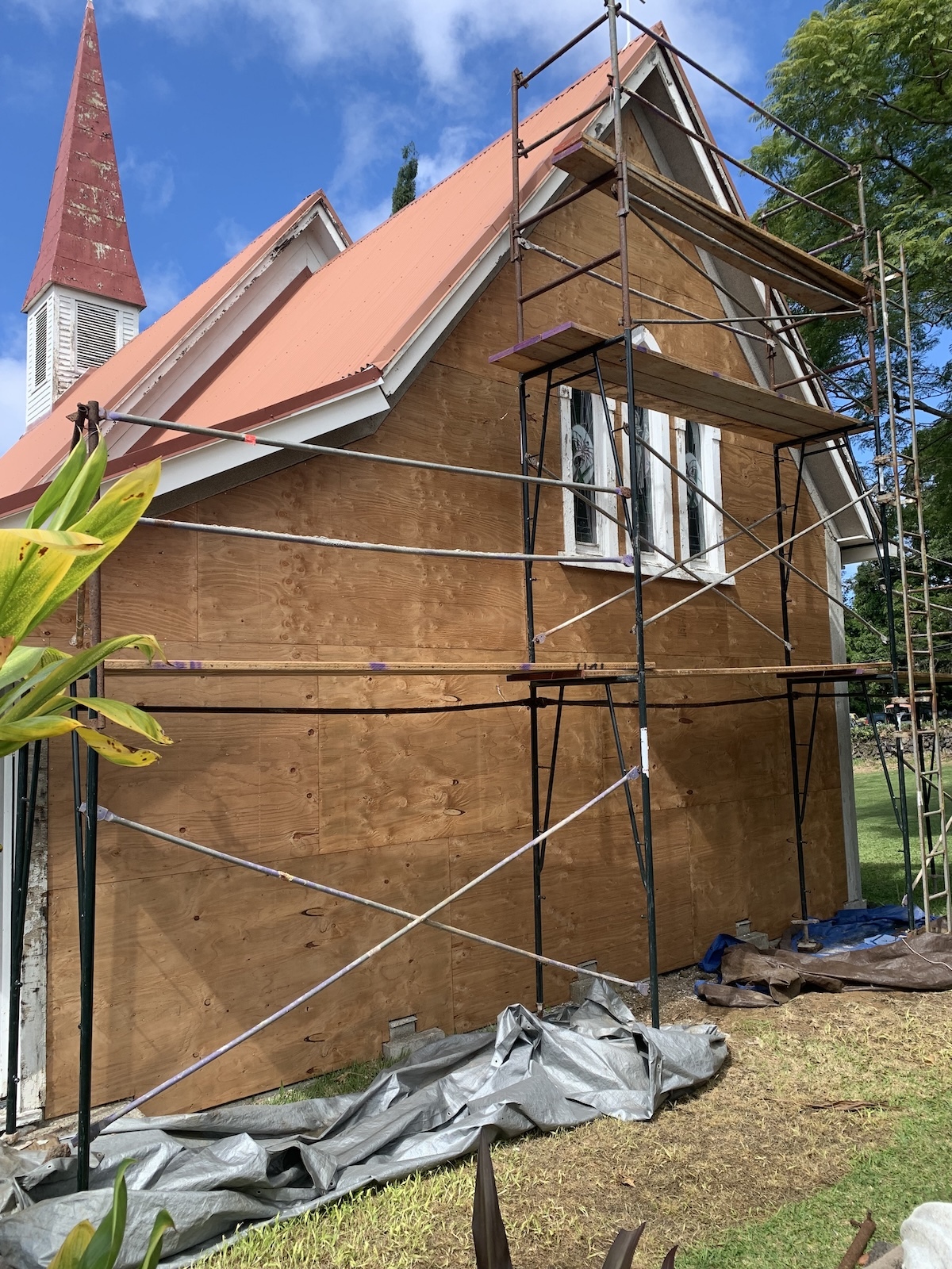 The mauka wall under construction.