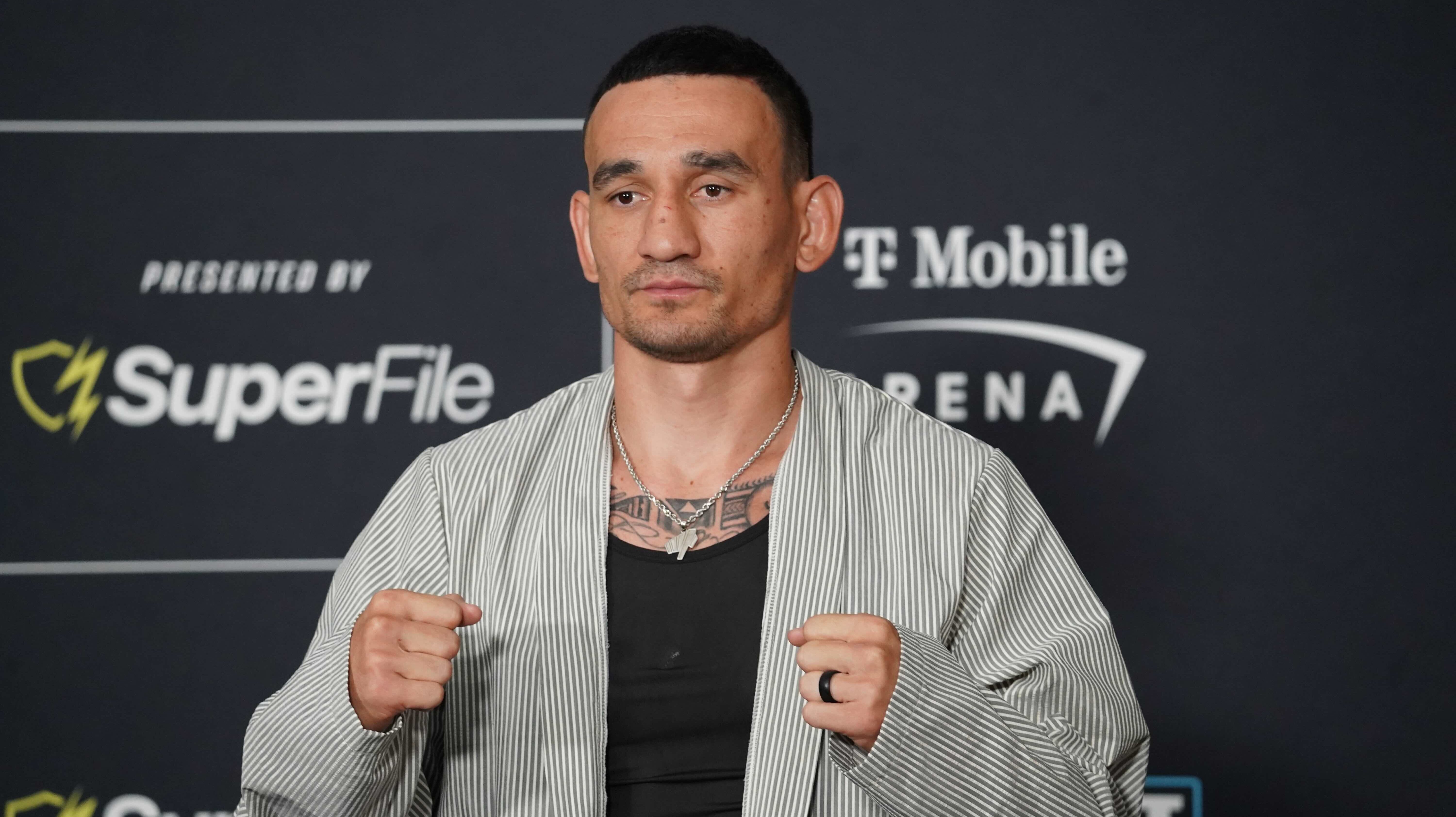 Max Holloway 070826