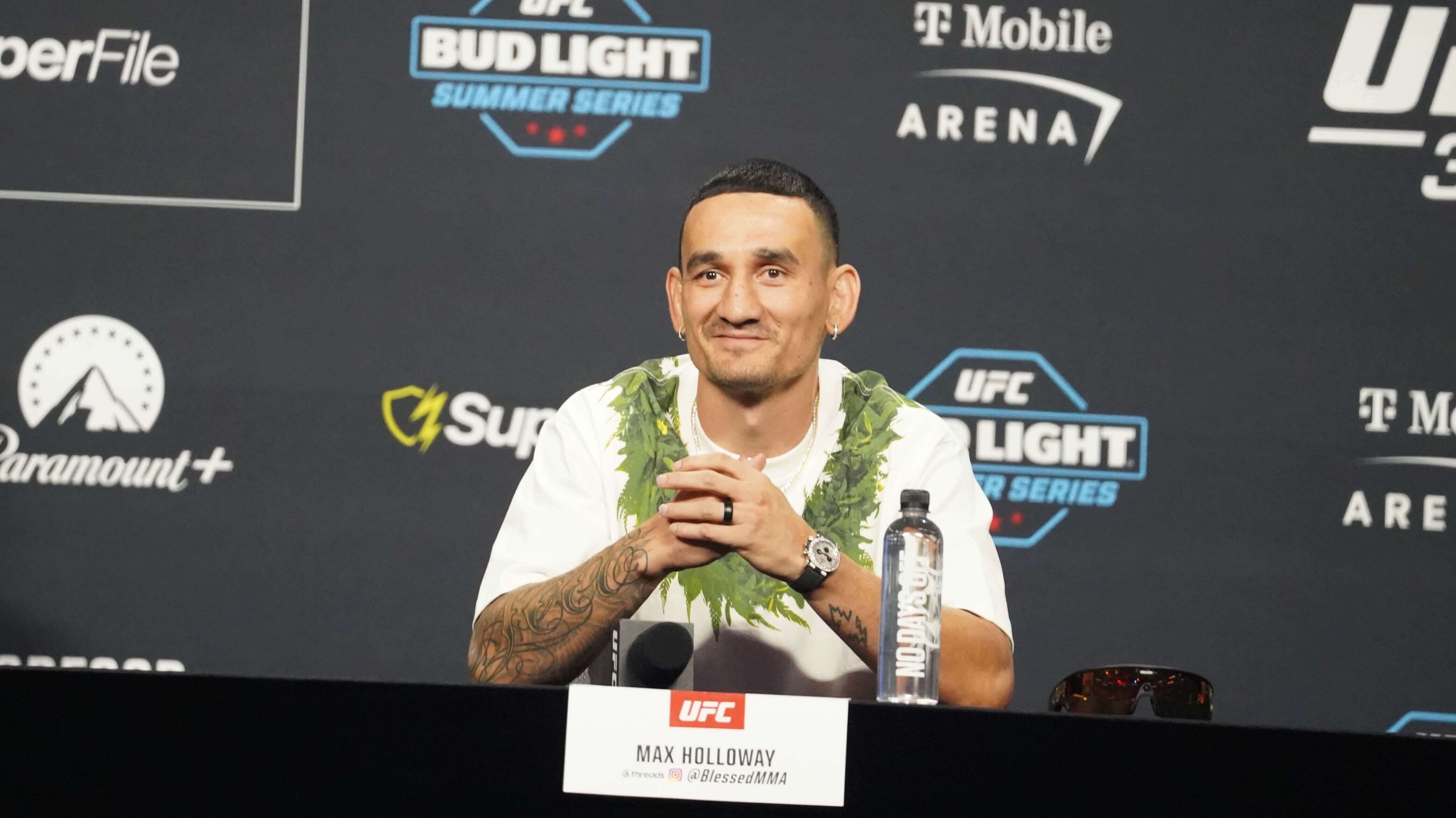 Max Holloway 070926