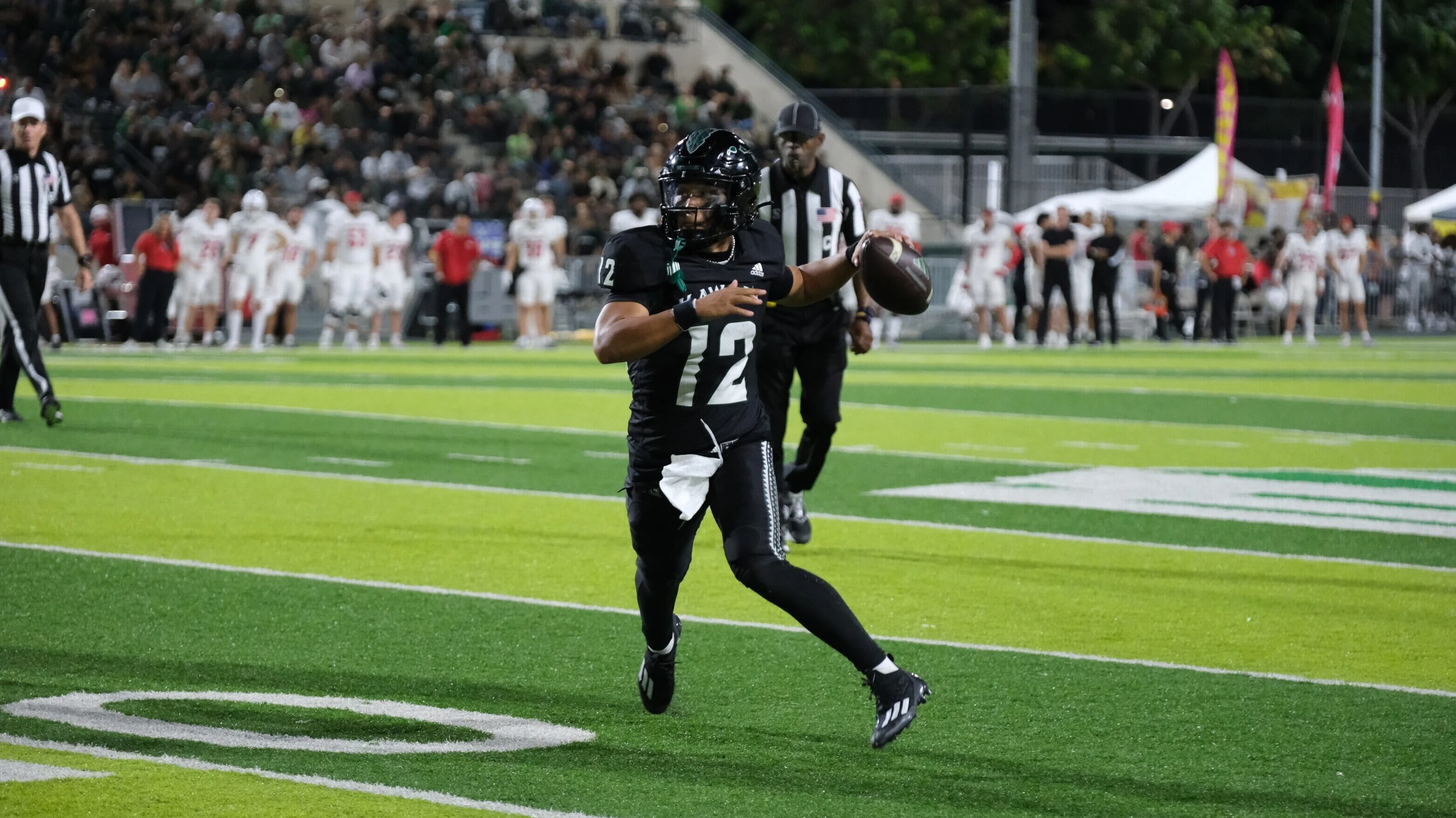 Hawai‘i quarterback Micah Alejado steps into spotlight