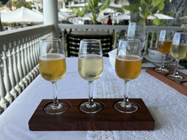 tea-infused mimosa flight