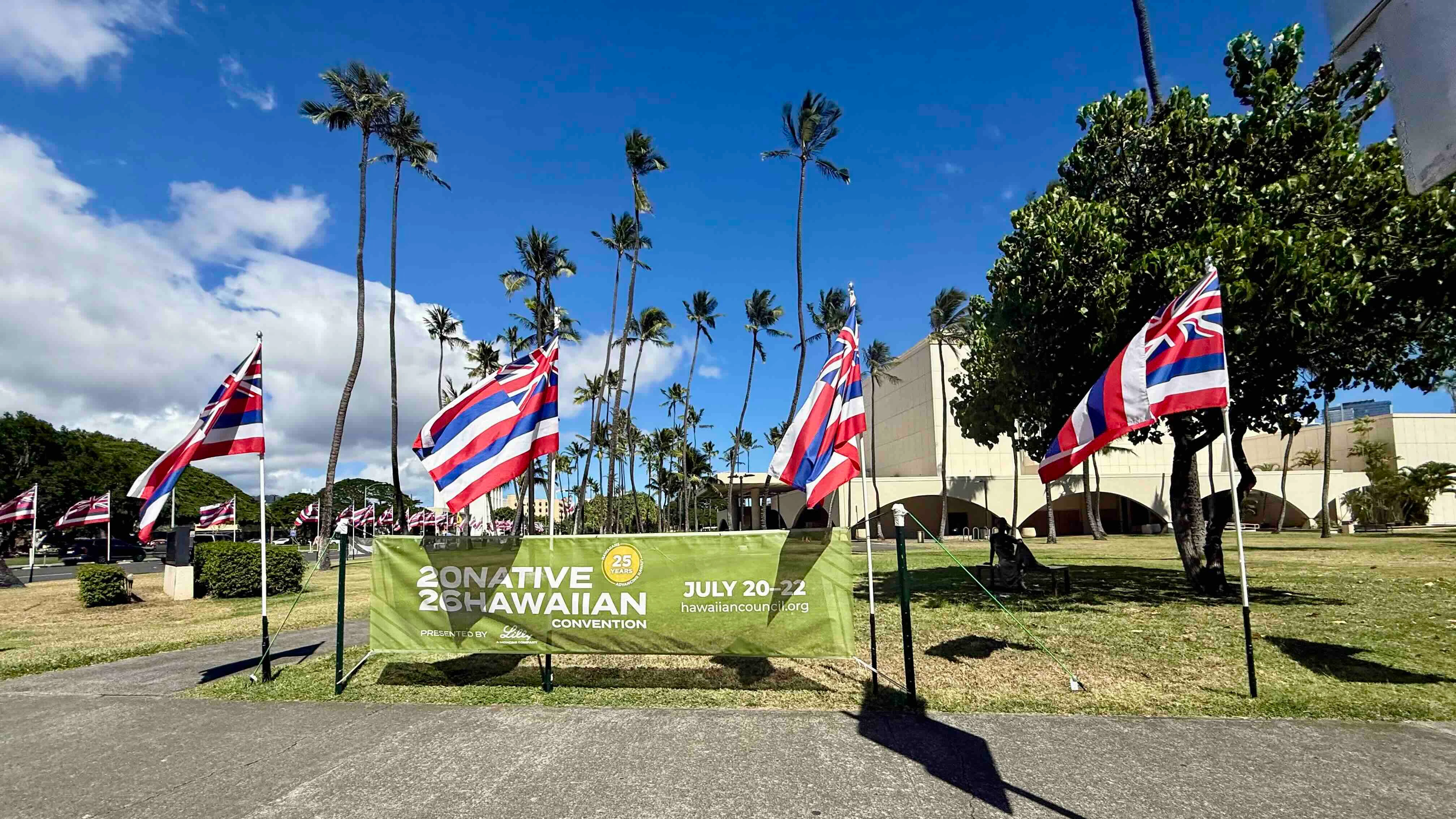 The convention featured 133 state of Hawaiʻi flags that represented 133 years since the overthrow of former Queen Liliʻuokalani of the Hawaiian Kingdom. Photo by Kelsey Kukaua Medeiros