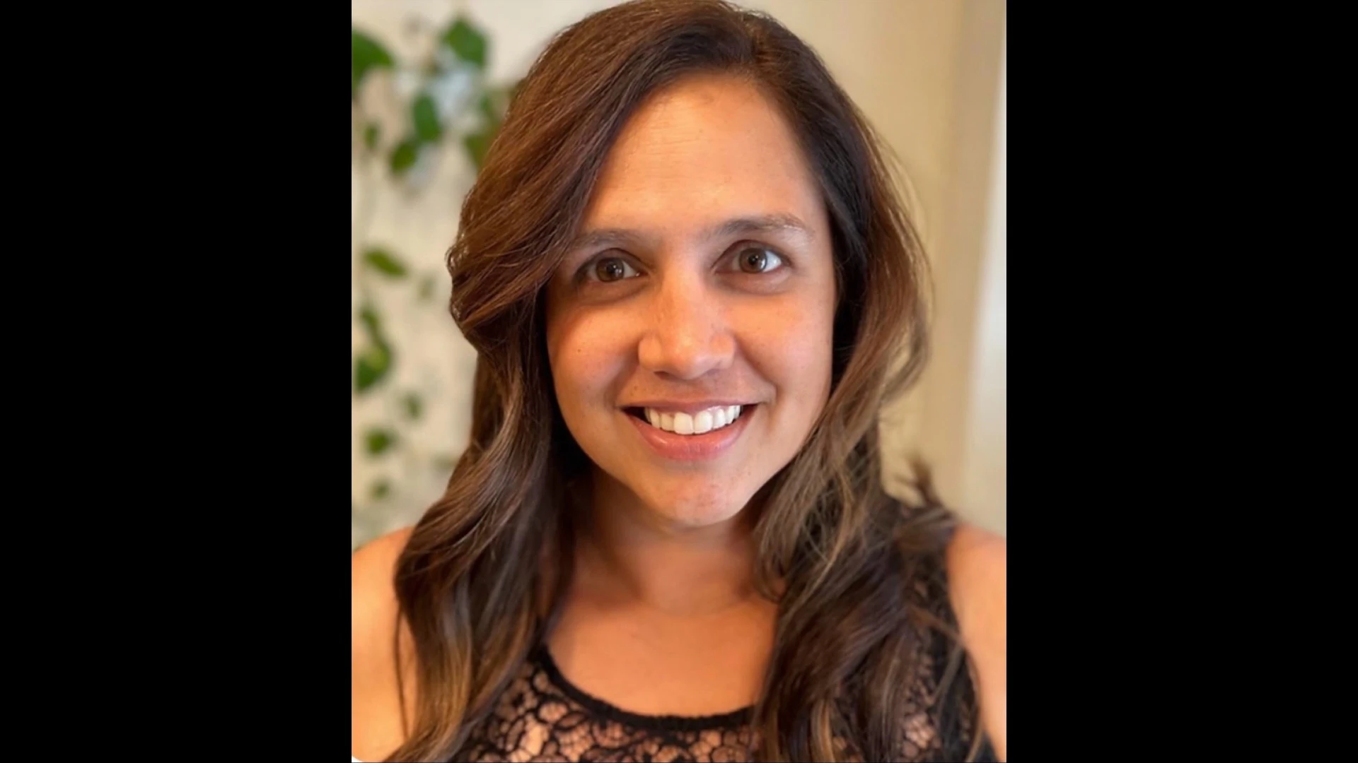 Headshot of woman exec.