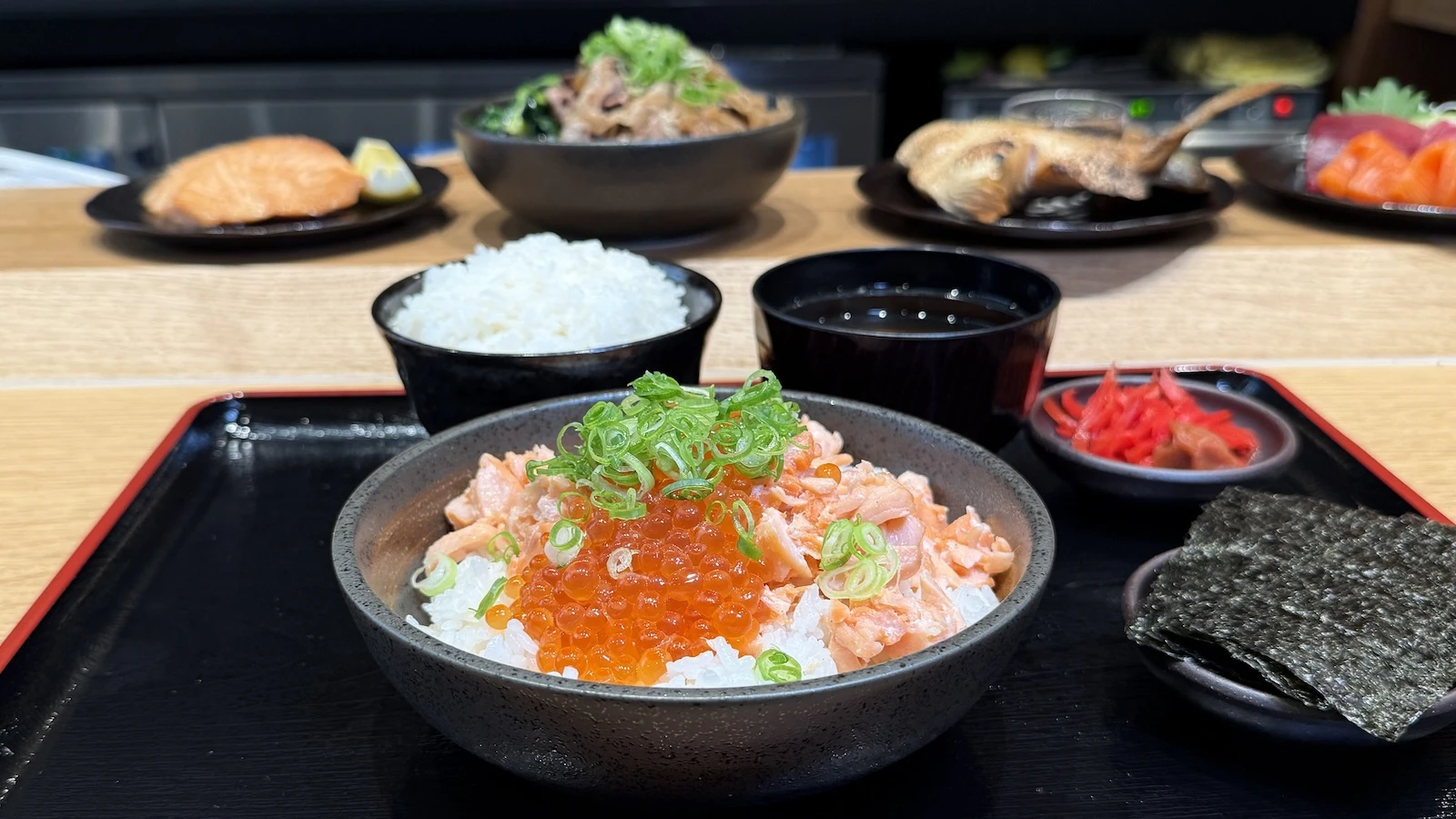 salmon flakes and ikura set