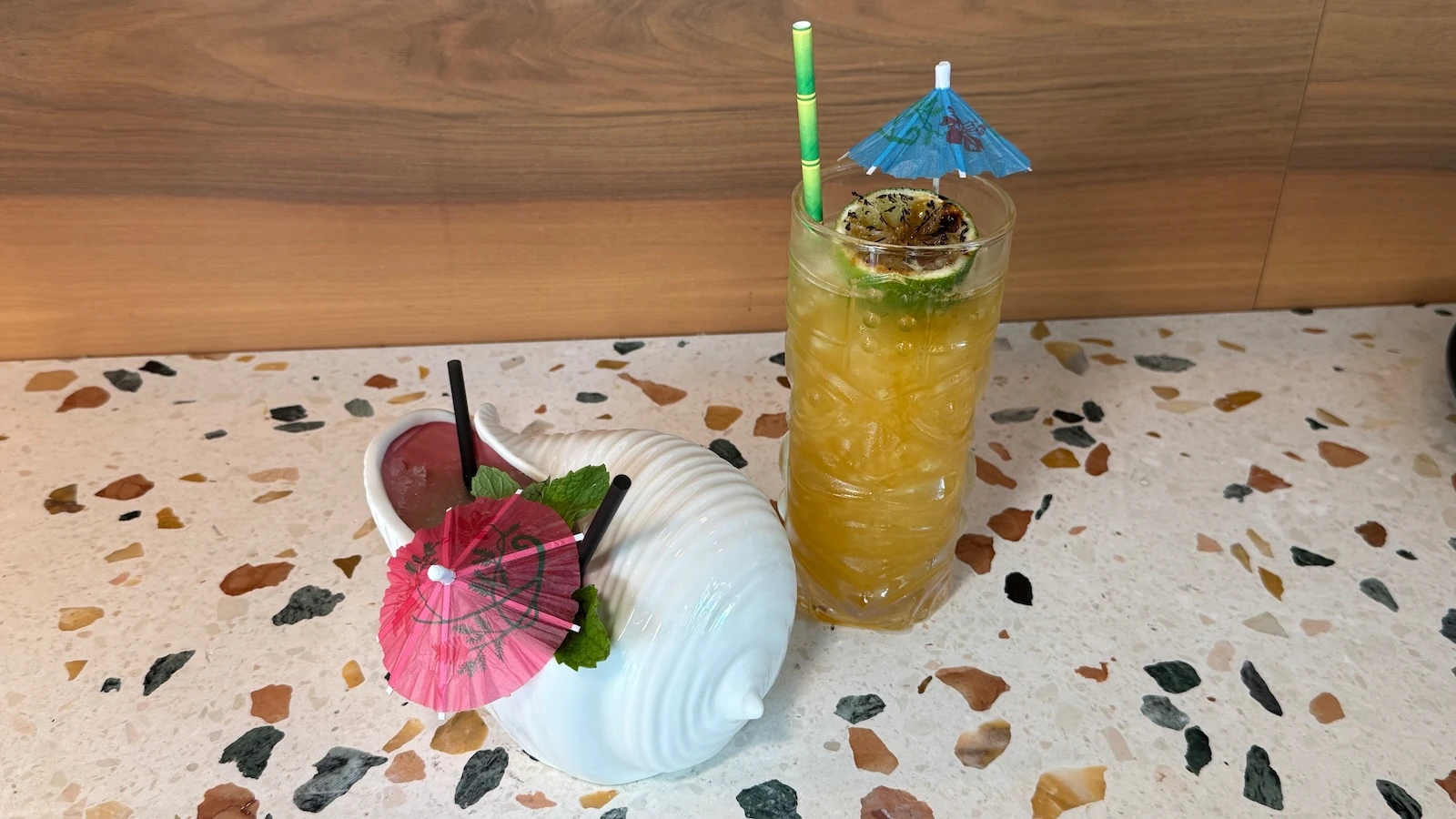 happy hour drinks