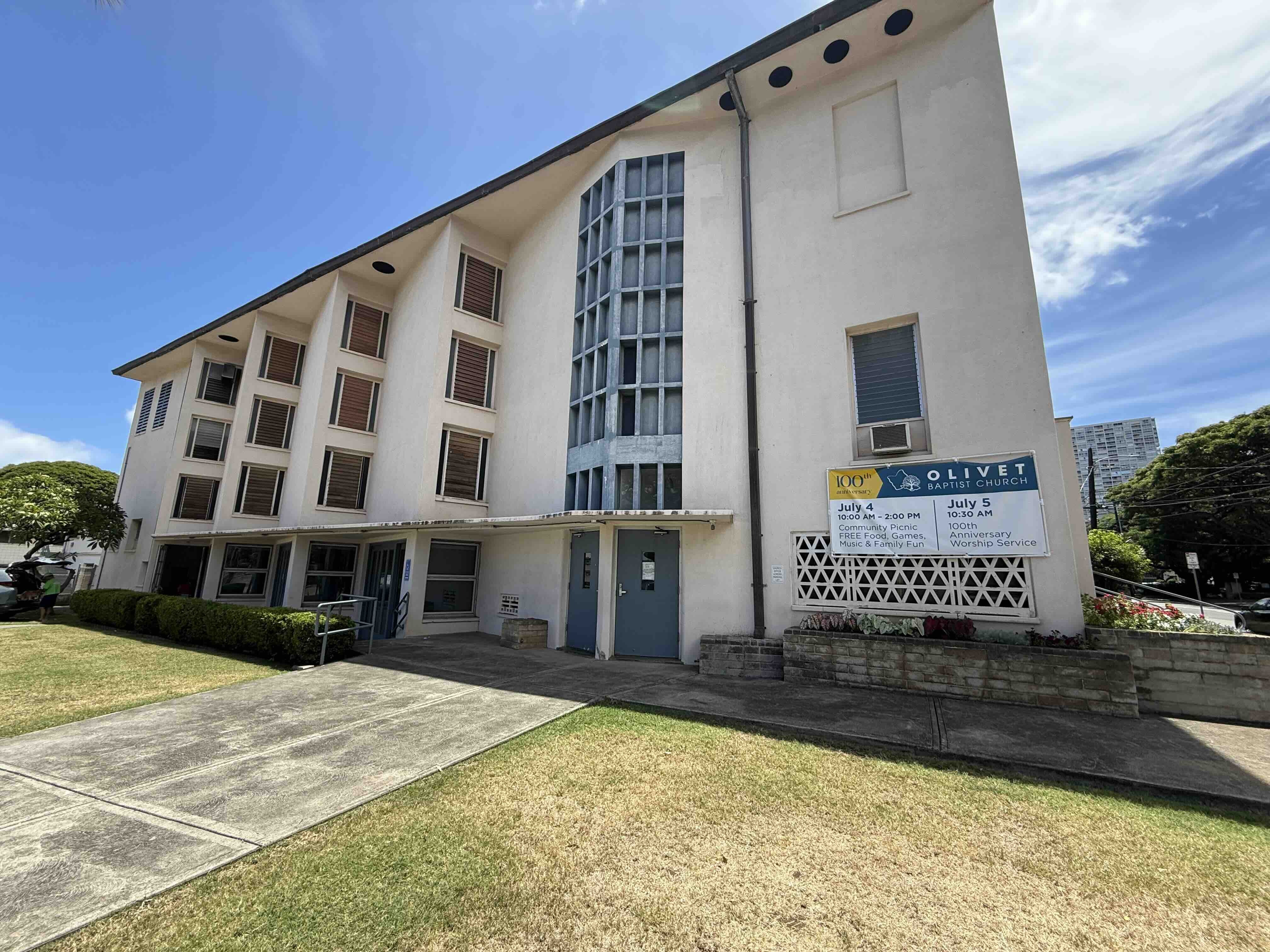 Located at 1775 S. Beretania St., Olivet has served the neighboring communities of Makiki, McCully, Mānoa, Waikīkī, Downtown Honolulu and beyond. Photo by Kelsey Kukaua Medeiros