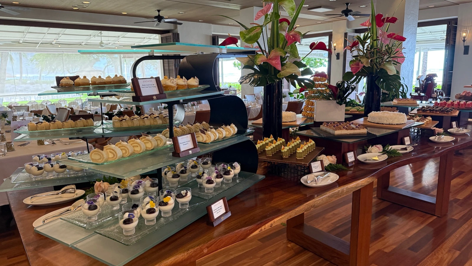 dessert station