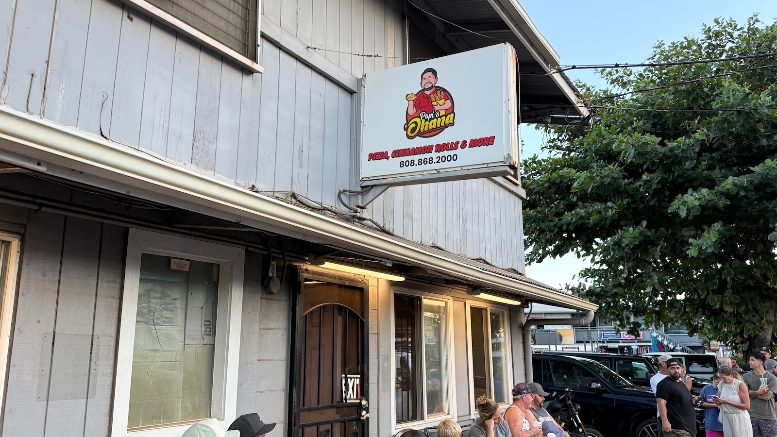 Papiʻs Ohana sign