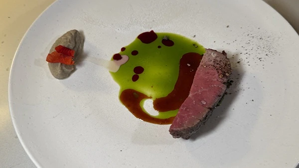 Say ʻoui’ to this new French-inspired restaurant in Kaka‘ako