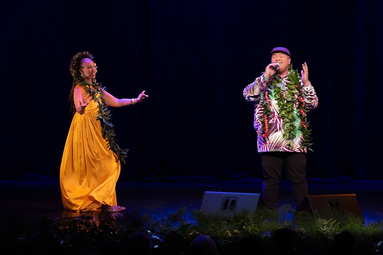Earlier this month, Kumu Hula Māhealani Uchiyama and Kalani Pe‘a performed together at the world premiere concert of “Pōpoloheno: Songs of Resilience & Joy” on Friday, Aug. 1, in San Francisco, California.
