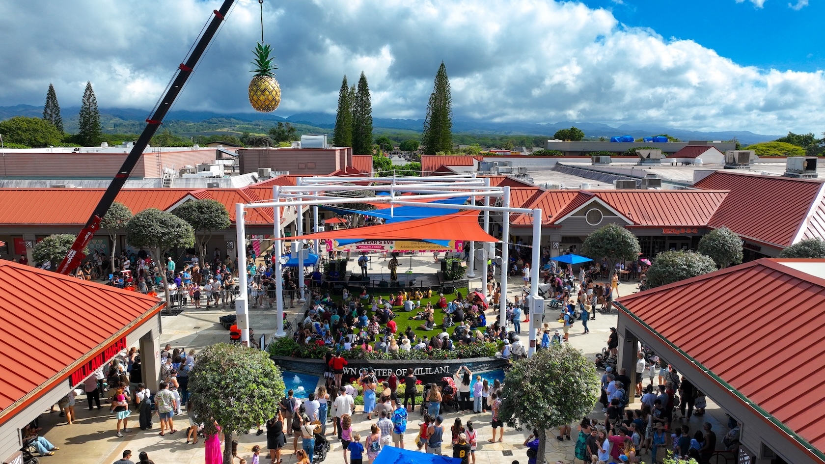 The noon pineapple drop is an annual tradition at Town Center of Mililani.