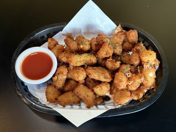 cheese curds with marinara