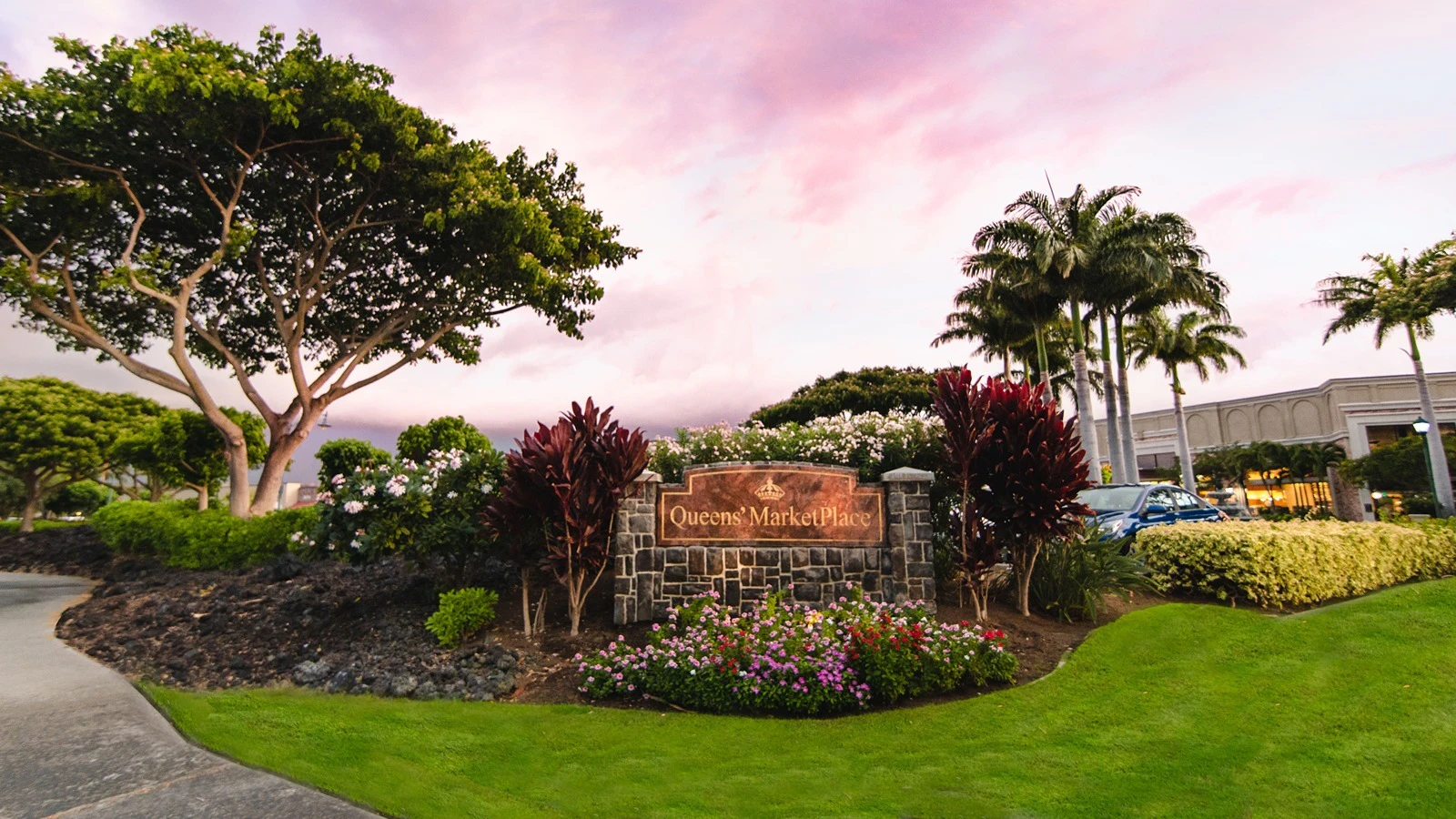 Queens' Market Place in Waikoloa Beach Resort.