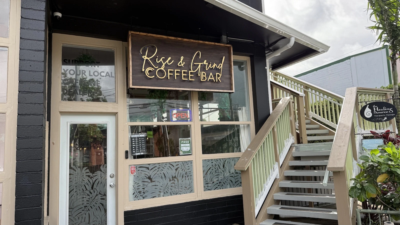 Rise & Grind sign