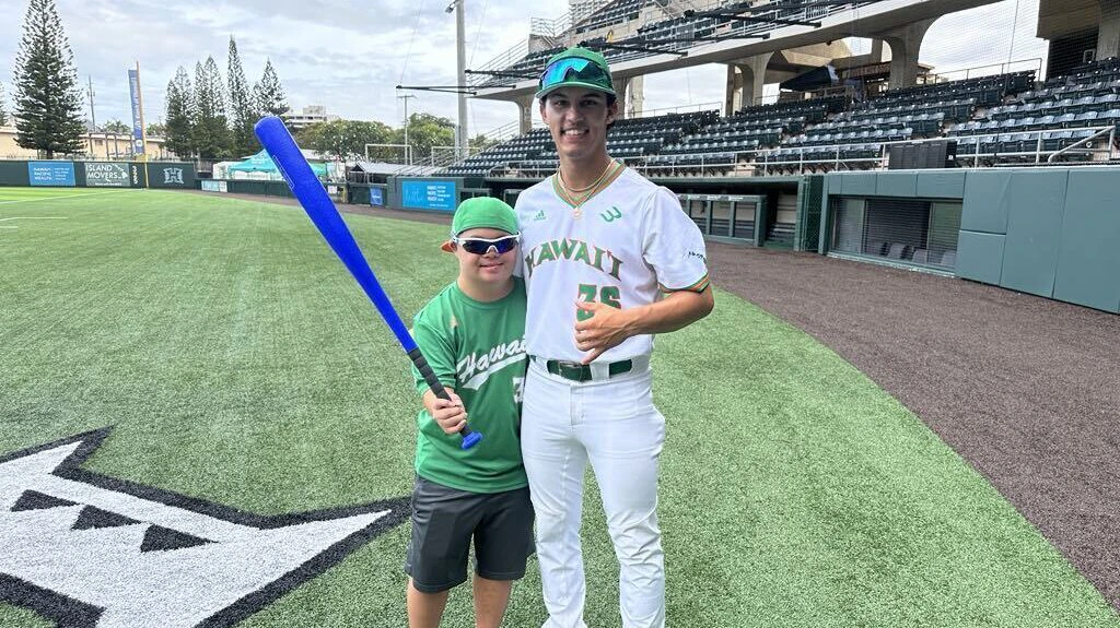 Sebastian Gonzalez Bow Buddy