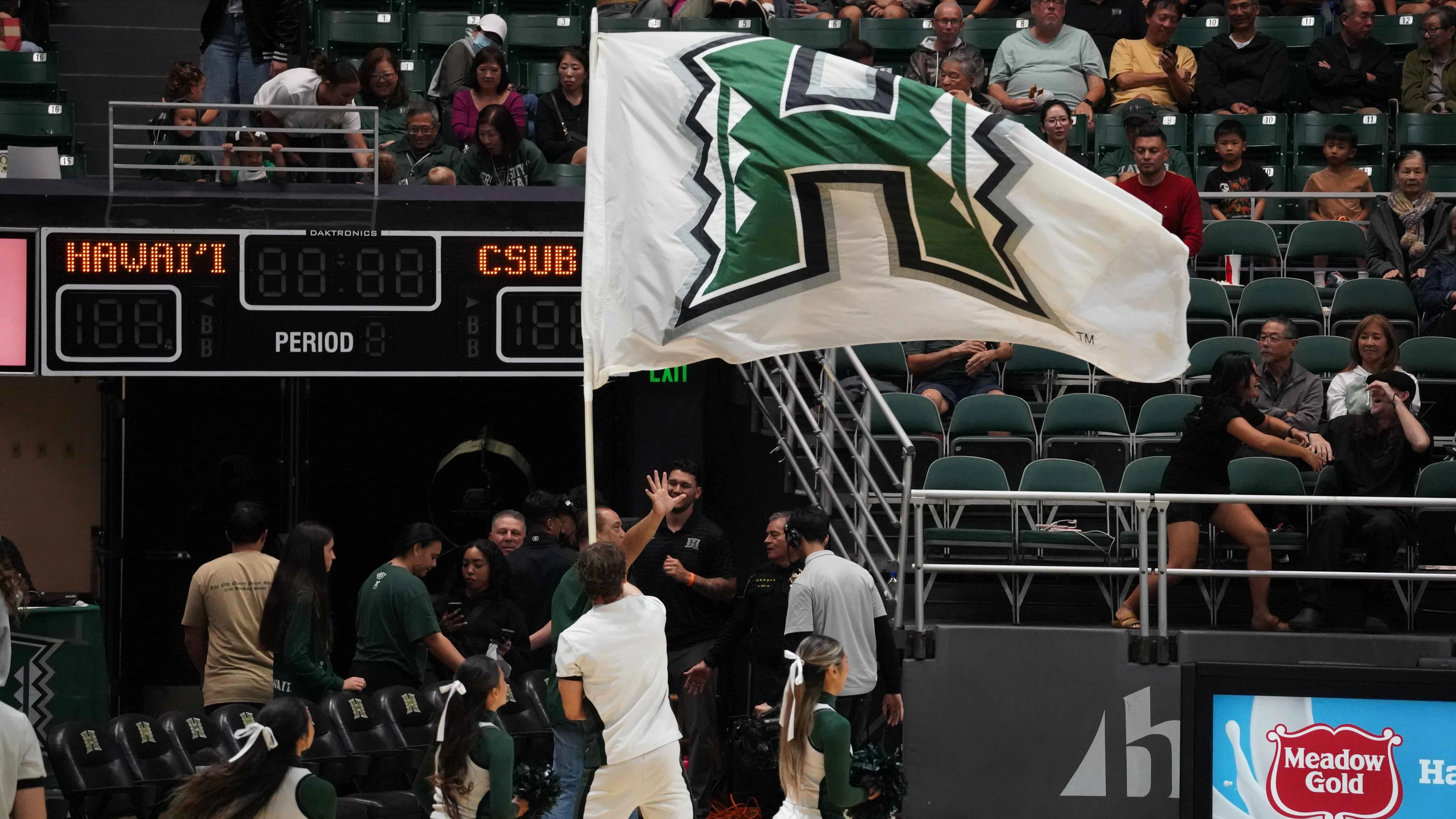 UH-Mānoa students can win free in-state tuition during basketball challenge