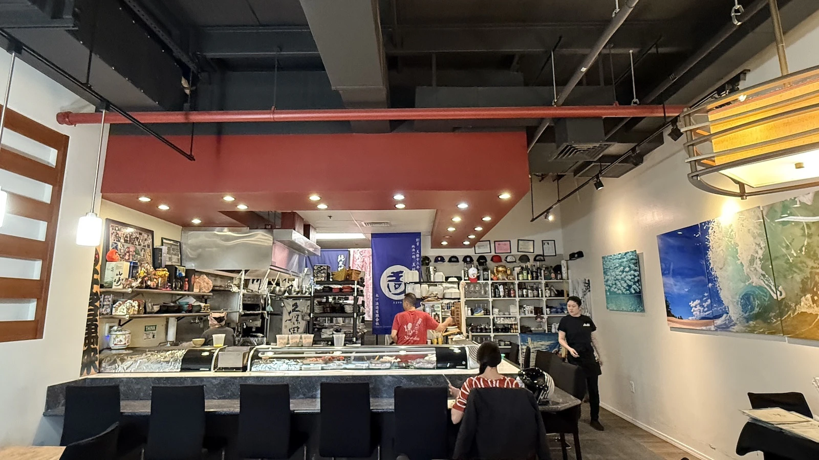 Sushi Murayama interior