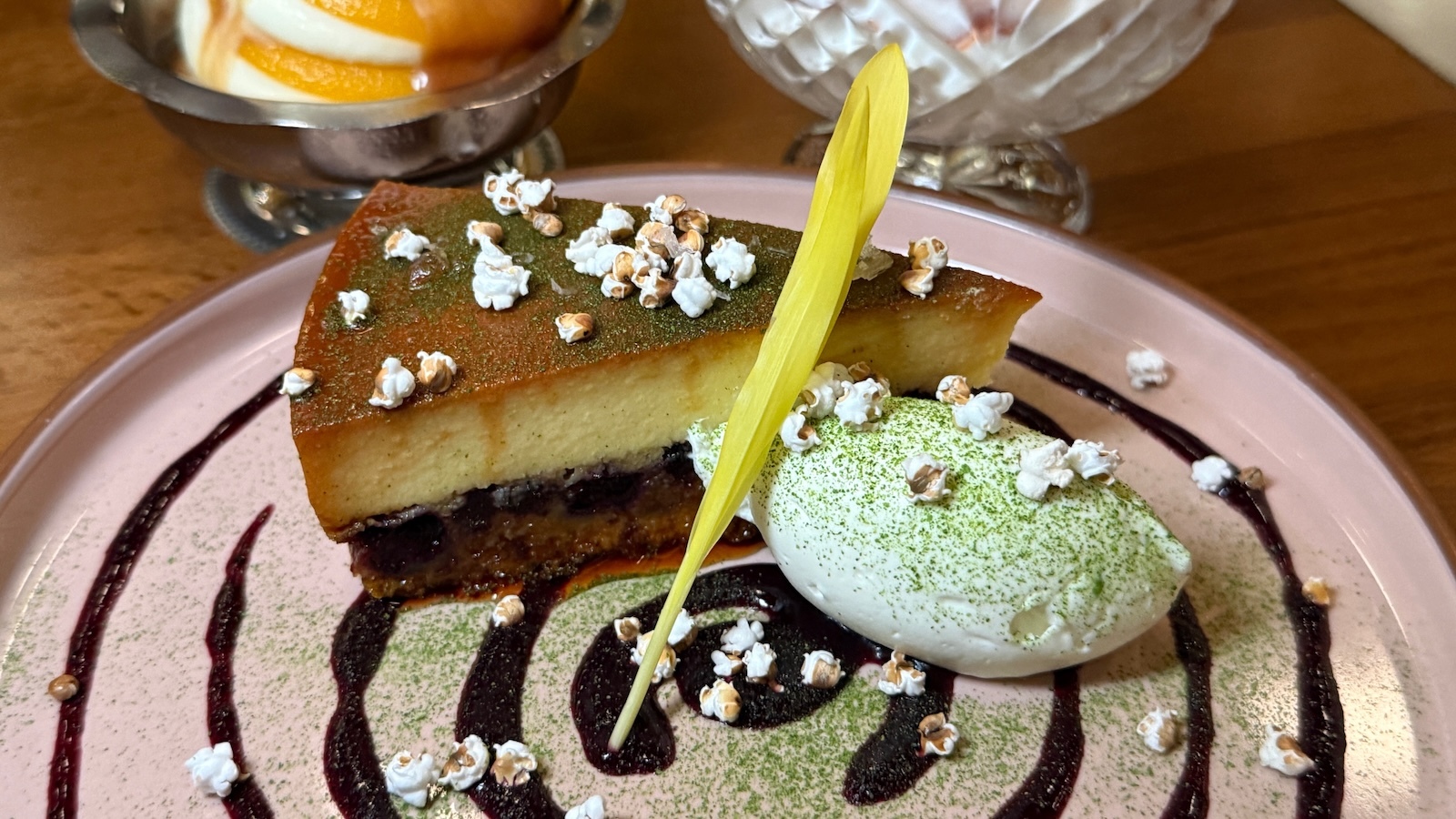 corn and blueberry flan cake
