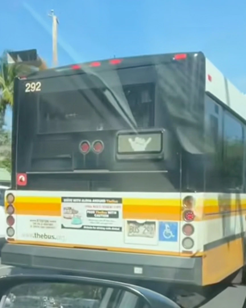 Hawai‘i Scene on Social: Shaka Smiles