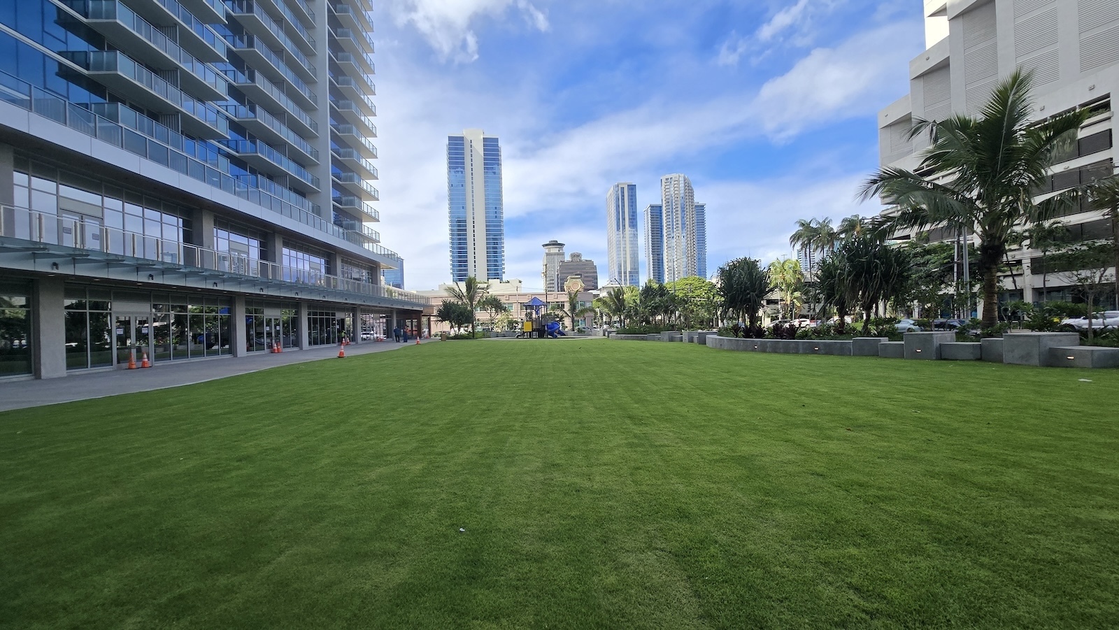 The park at The Park on Ke‘eaumoku.