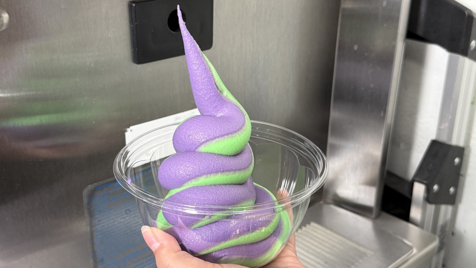 ube-pandan swirl
