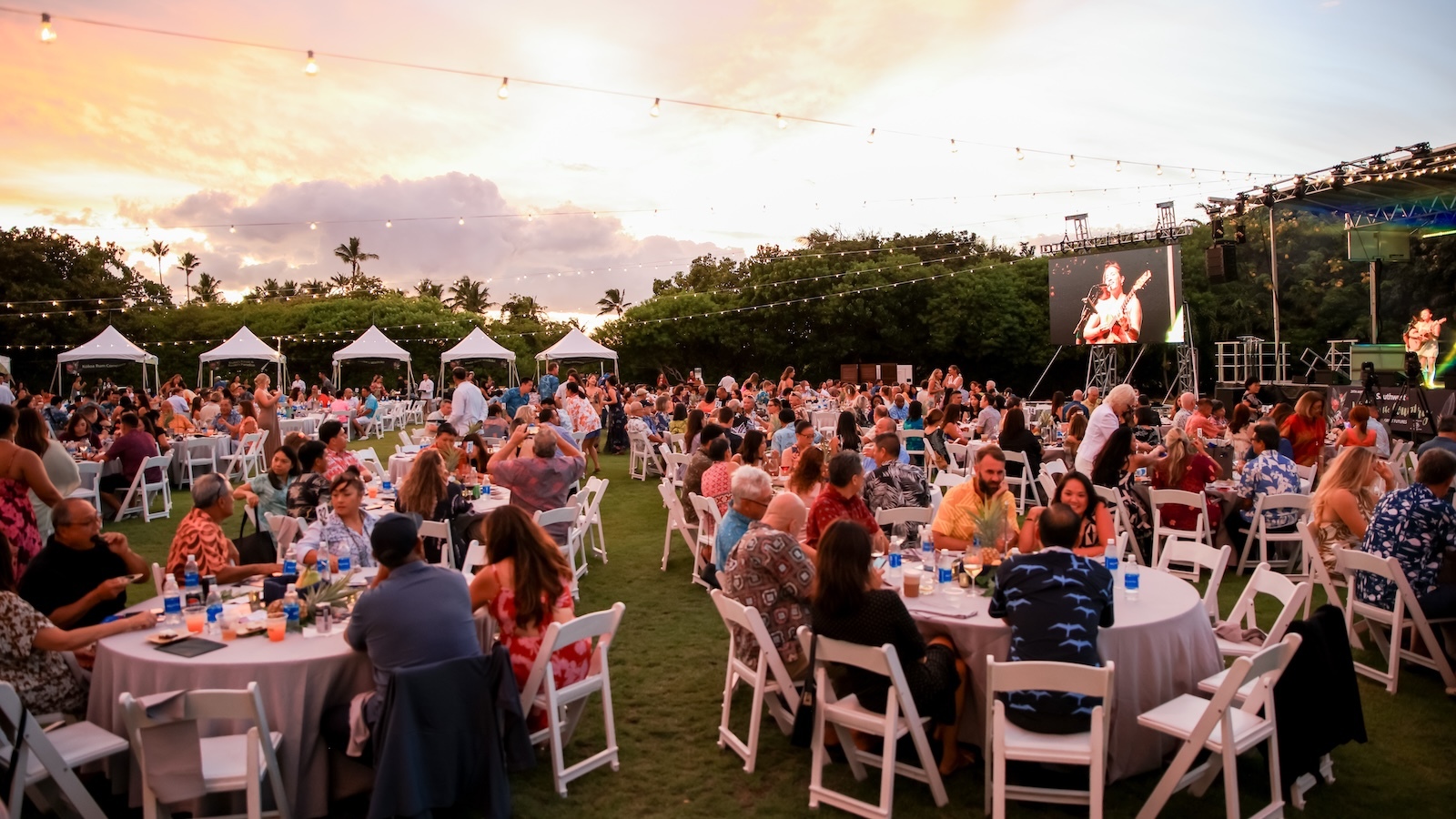 Gala outdoor seating