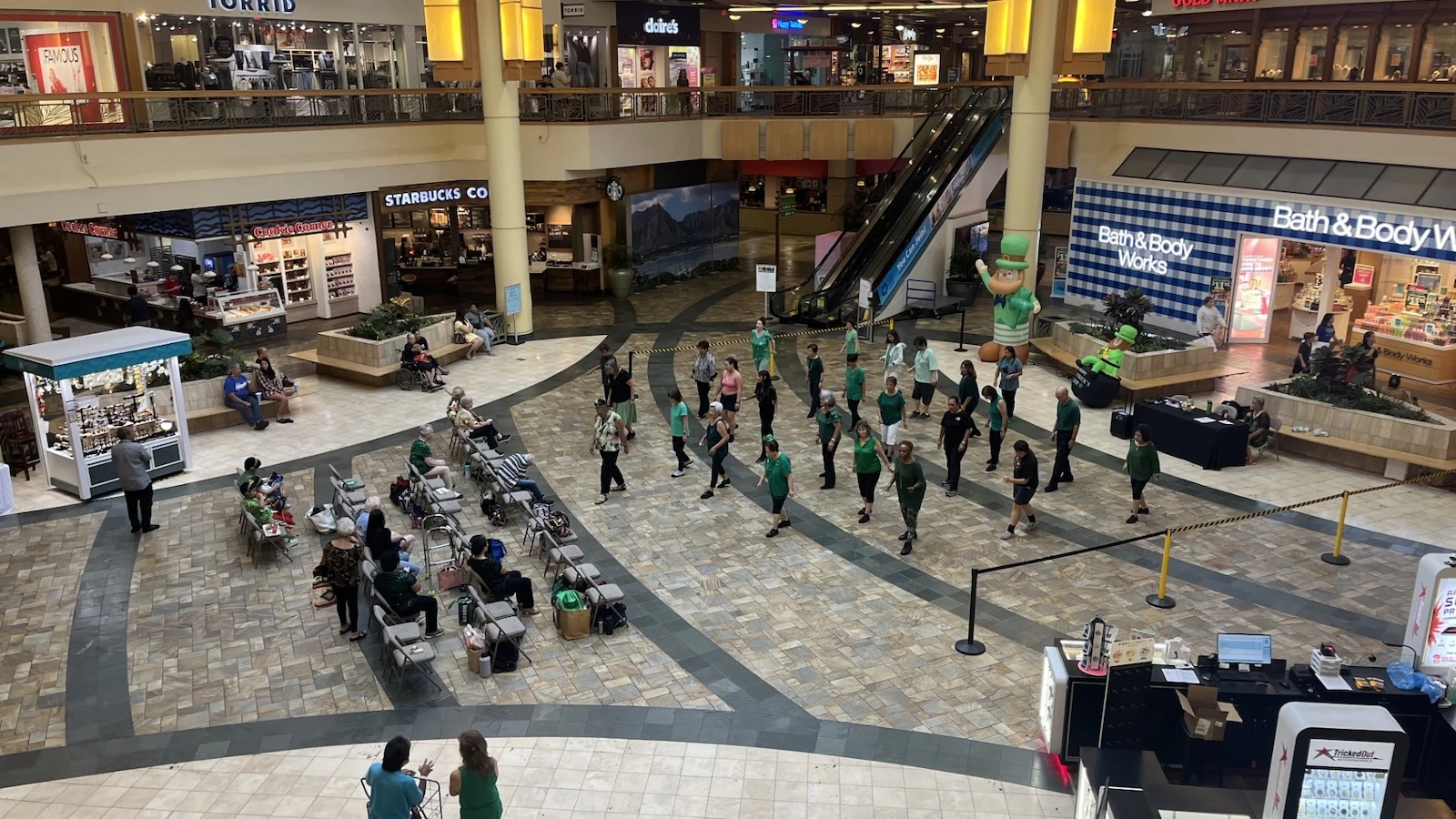Learn to line dance at Windward Mall
