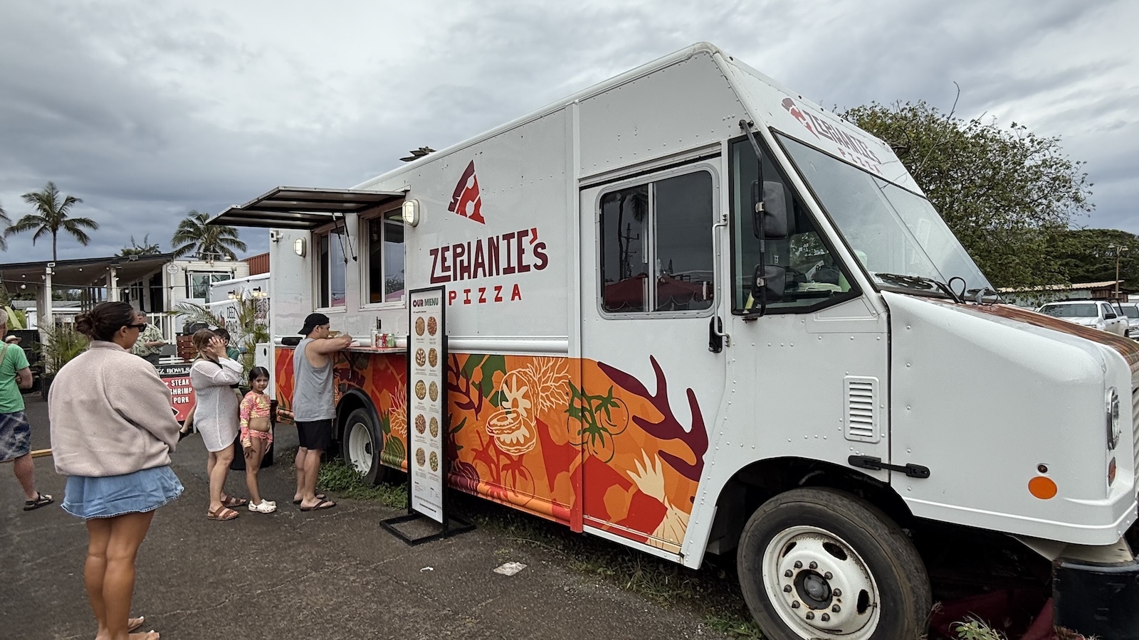 Zephanie's Pizza truck