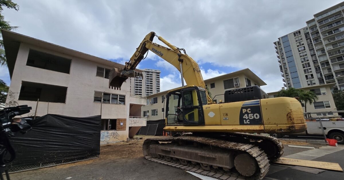 Aloha State Daily