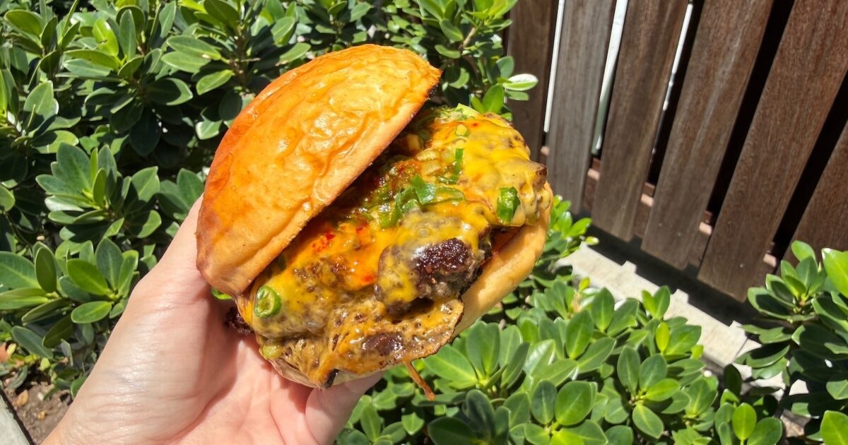 Aloha State Daily | Kyoto’s Dragon Burger is now open in Honolulu