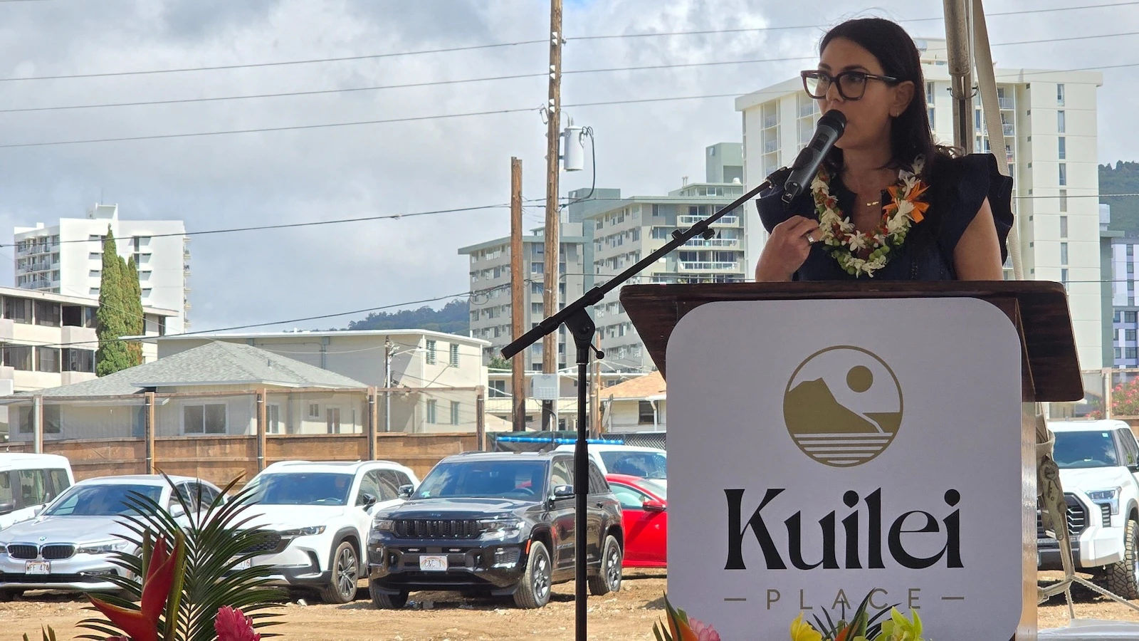 Developers break ground on Mō‘ili‘ili project
