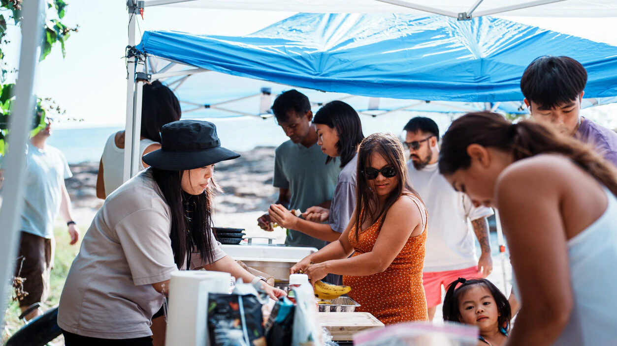 Family gathering in Hawai‘i