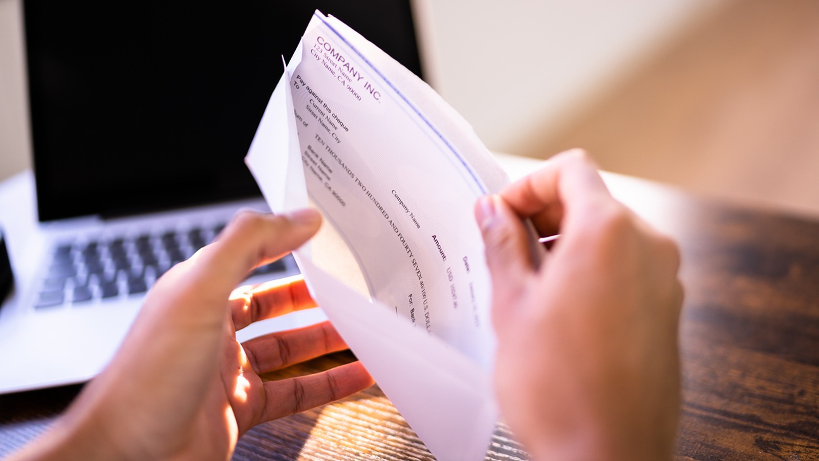 A photo of a paycheck